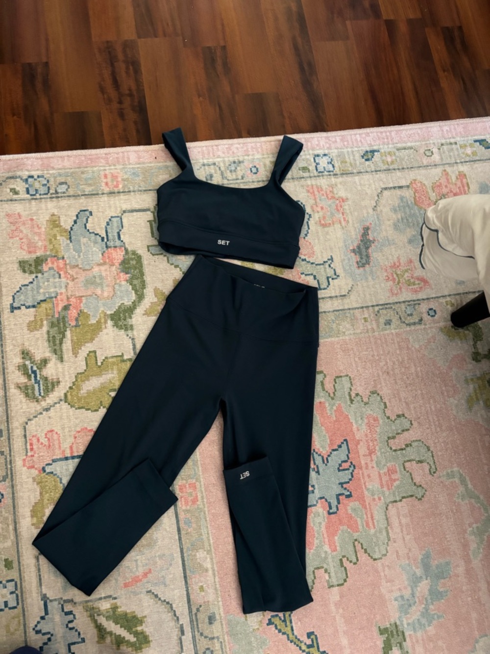 SET Active Luxform Navy Leggings and Bra Matching Set